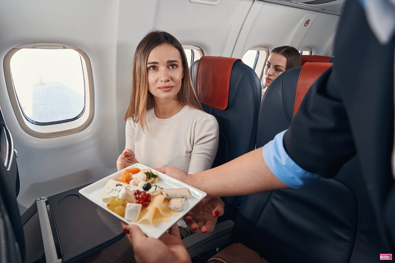 Flight attendants reveal the food and drink they would never consume on a plane