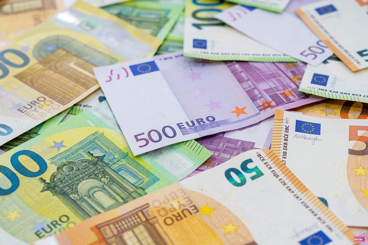 30 billion banknotes are printed in Europe but 80% have been hidden and never used