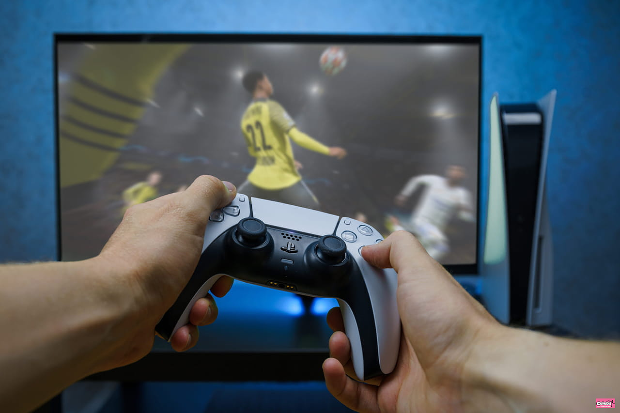 The PS5 and the EA SPORTS FC24 game for less than 500 euros, it's possible with Black Friday
