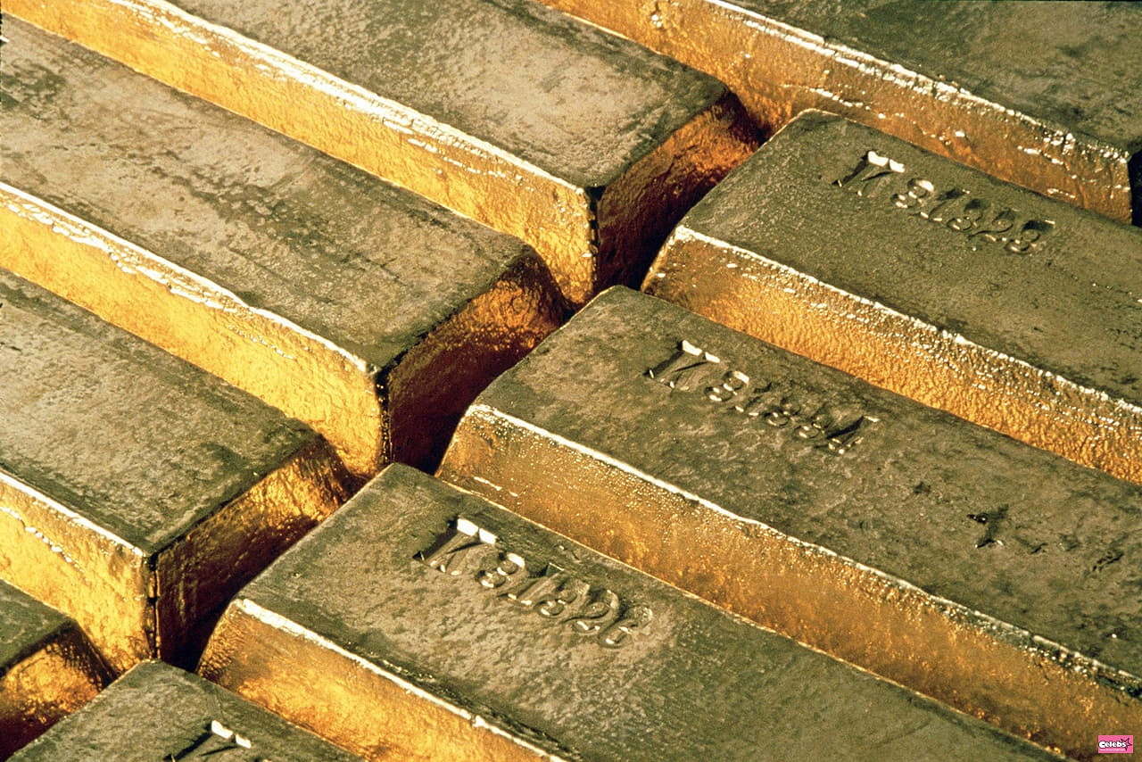 The biggest gold reserve in France is in the middle of Paris and no one knows it