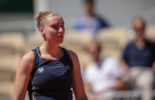 Roland-Garros: the French Elsa Jacquemot shows a good...