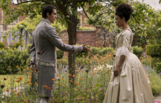Queen Charlotte: a sulphurous new trailer for the...