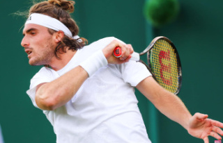 Wimbledon 2023 - LIVE: Tsitsipas takes on Murray!...