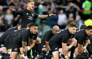 Rugby World Cup 2023 - LIVE: a Haka challenged by...