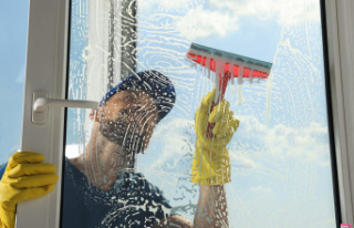 Pour 4 tablespoons into hot water and clean the windows...