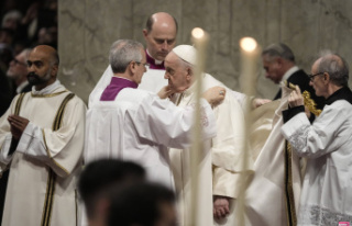 Pope Francis evokes Bethlehem and victims of war during...